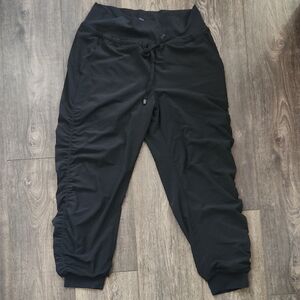 Athleta Altitude Lined Pants - Black - Size 6